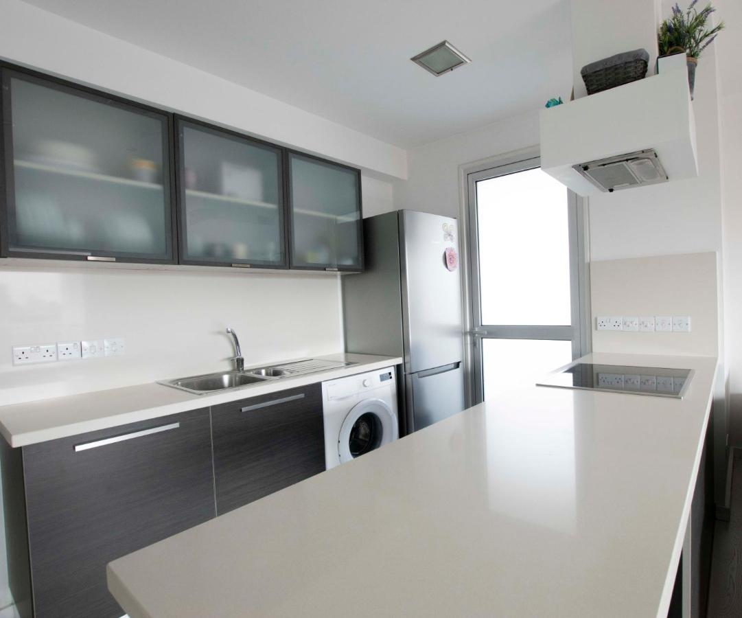 Glabur Stays - The Fabulous 2 Bdr - Nicosia City, Free Parking & Wifi, Welcomes You!!! Exteriör bild