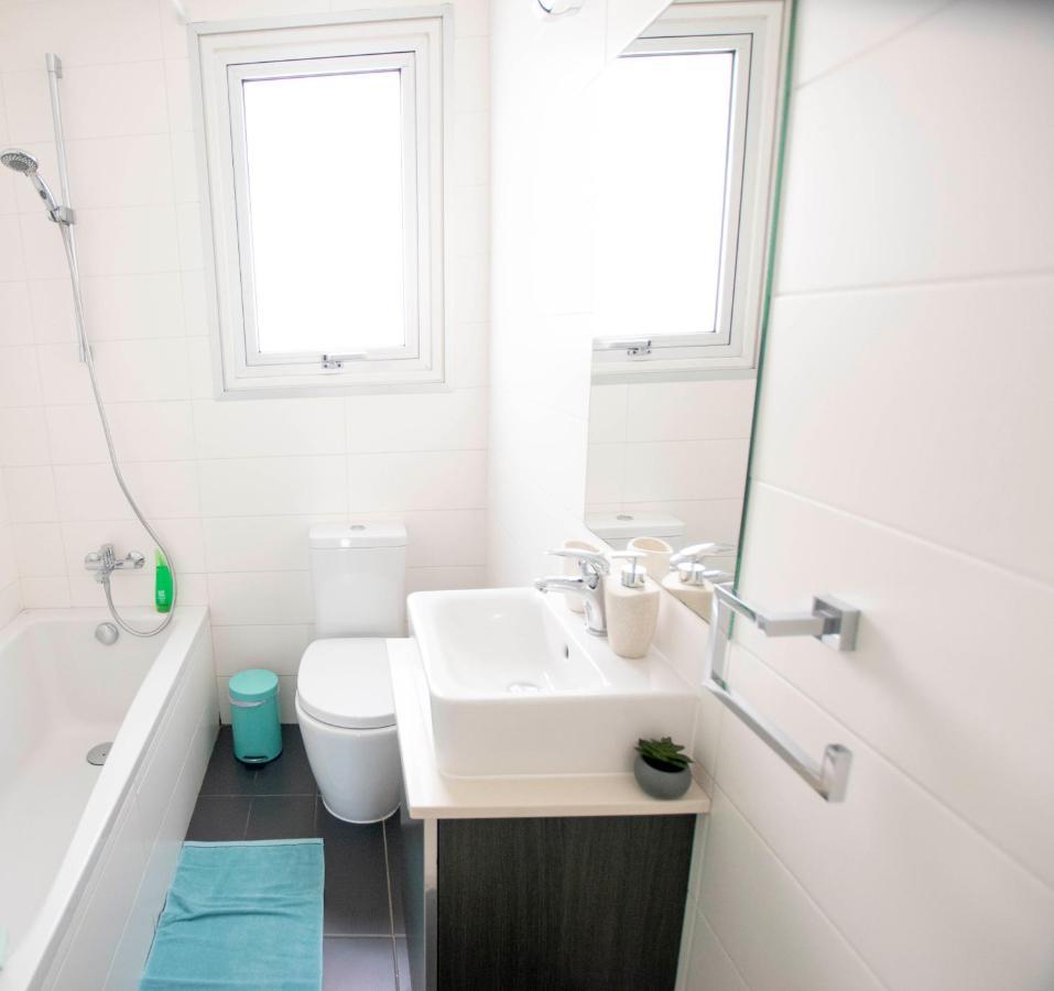Glabur Stays - The Fabulous 2 Bdr - Nicosia City, Free Parking & Wifi, Welcomes You!!! Exteriör bild